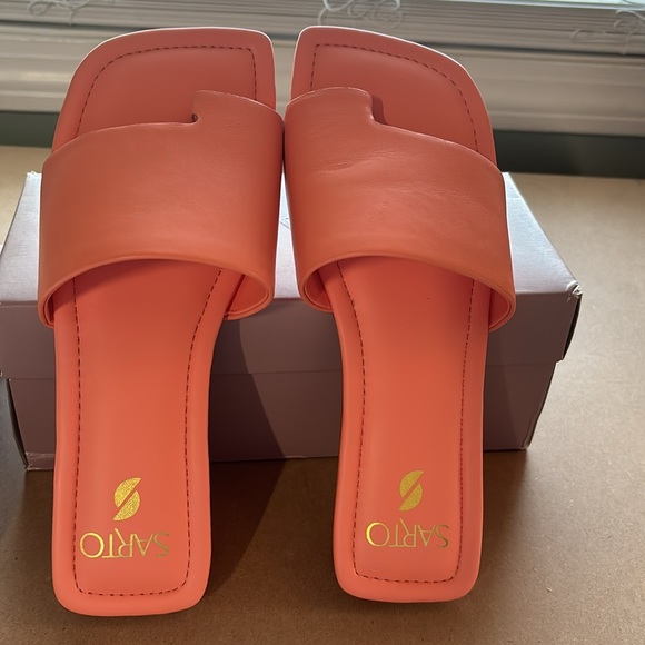 ⚡️SALE⚡️Franco Sarto Capri Sandal NWT - Picture 1 of 6